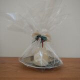 Stumpenkerze mit exklusivem Glas Art Kerzenteller und in Bio-Zellophan verpackt - VERSCHENKT – Bild 7