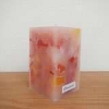 Quadrat Kerze mit Wachswürfel in Rot/Gelb/Orange und Rotem Herz on top "VON HERZEN", 10 x 6 x 6 cm, Das Allerbeste hier auf Erden, ist von dir geliebt zu werden! – Bild 5
