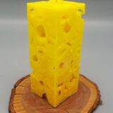 Käsekerze "Löcher wie ein Käse", Gelb, 6 x 6 x 16 cm, ohne Duft!