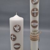 Premium Taufkerze, Lebenskerze, "Modern Motive in Taupe", 25 x 7 cm, Wachsmotive, schöne Bänder, personalisiert – Bild 2