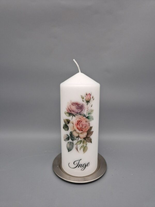 Wunderschöne Trauerkerze in Stumpenform mit rosa Rosen, 20 x 8 cm, Druckmotiv, personalisiert