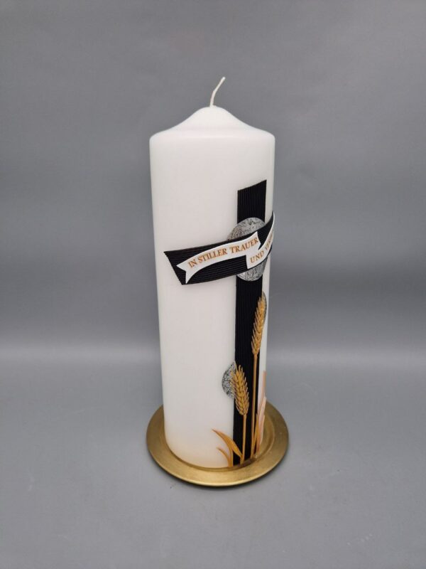 Trauerkerze exklusiv "Kreuz und Ähren", 25 x 8 cm, schöner Trauerspruch, Wachsmotiv aufwendig und edel gestaltet, Vorname senkrecht geschrieben möglich – Bild 4