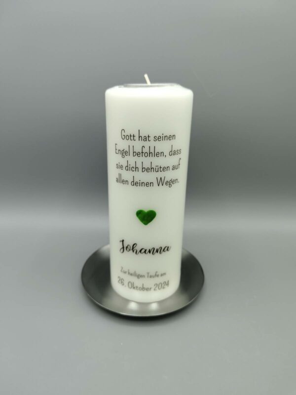 NACHHALTIGE Taufkerze mit Teelichteinsatz "Lebensbaum: Zypresse, Baumzeichen/Keltisches Baumhoroskop" 20 x 7 cm, Wachsmotiv und gedruckte Schrift, inklusive Rückseitenbeschriftung, Recycling-Wachs, personalisiert – Bild 4