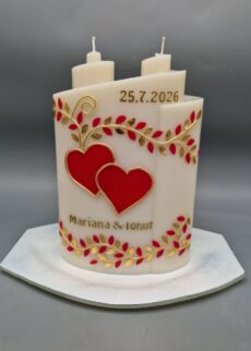 NACHHALTIGE Hochzeitskerze Ellipse mit 2 Dochte "Rote Herzen mit Gold", 17 x 13 x 6 cm, Wachsmotive, Recyclingwachs, personalisiert
