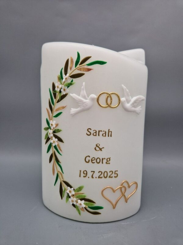 Sonder-Edition Hochzeitskerze 2-Flügel-Ellipse "Blüten-Blätterranke", Tauben, Eheringe, Herzen, 19 x 12 x 7 cm, Wachsmotive, personalisiert