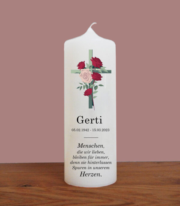 Trauerkerze "Kreuz und rote Rosen", 20 x 7 cm, Druckmotiv, mit wunderschönem Trauerspruch, personalisiert