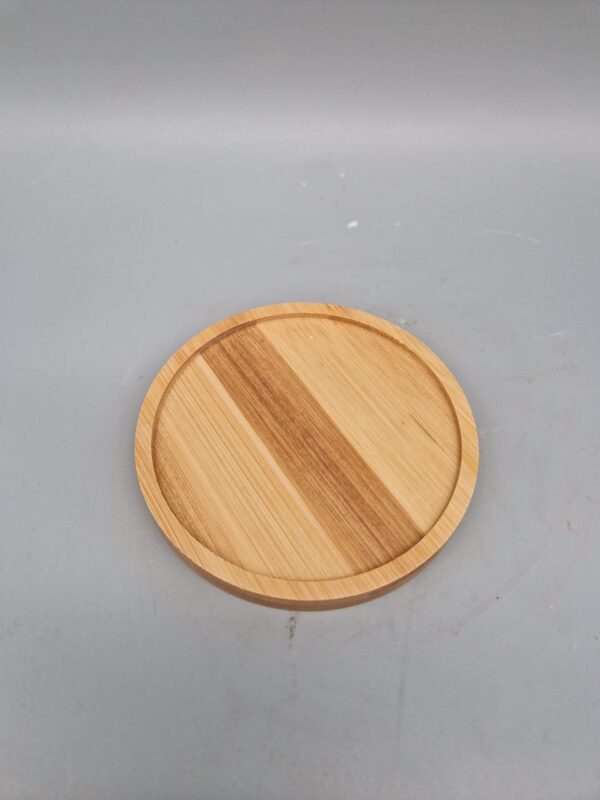 Runder Kerzenteller aus Holz mit kleinem Rand, Durchmesser 10 cm, für Stumpenkerzen mit Durchmesser 7 und 8 cm – Bild 2