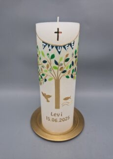 Limitierte Auflage: RUSTIK Taufkerze Mädchen, Junge "Sinfonie in Grün - Lebensbaum mit Blättern rund um die Kerze gehend", Kreuz, Taube, Fisch, Wasser, 19 x 7 cm, Wachsmotive, personalisiert