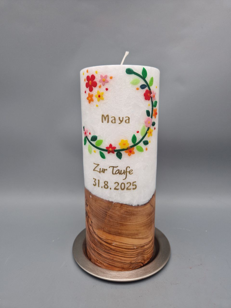 Taufkerze mit Echtholzstück und Docht "Bunte Blumenranke mit edlen Blättern", 20 x 8 cm, Wachsmotive, personalisiert – Bild 7