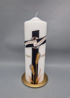 UNIKAT auf Lager in Wien: Superior Trauerkerze "Modernes Kreuz und Ähren", 25 x 8 cm, Spruch: In stiller Trauer und Verbundenheit", WACHSMOTIV, aufwendig gestaltet, personalisiert