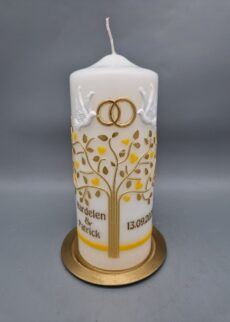Hochzeitskerze "Lebensbaum in Gold mit Herzen in Gelb", 2 Tauben, Eheringe", 20 x 8 cm, Wachsmotive, personalisiert