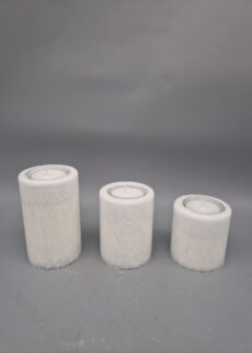 Premium SET aus 3 Stück Stearin Kerzen in gestaffelter Größe mit Teelichteinsätzen: 10 x 6 cm, 8 x 6 cm und 6 x 6 cm - brennen nie ab, Handarbeit - z.B. für deine Hochzeit, deinen Festtagstisch, den Balkon, die Terrasse, etc. - 2 Fotos