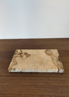 Länglicher Kerzenteller aus Birkenholz