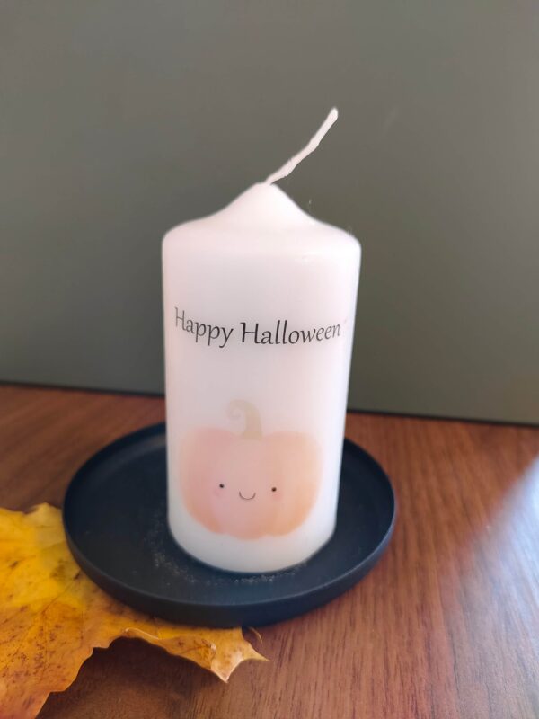 Herbstkerze "Happy Halloween, süßer Kürbis", 12 x 6 cm, Druckmotiv – Bild 3