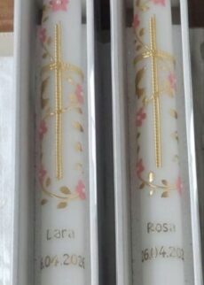 Premium Taufkerze Mädchen "Besonders EDLES Kreuz mit Ranke und Rosa Blumen" 40 x 3 cm, Taube, Fisch, Alpha & Omega, mit Gold, personalisiert